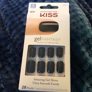 Kiss gel set ready to wear nails